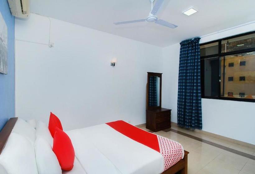 Hotel Maple Tree Residencies