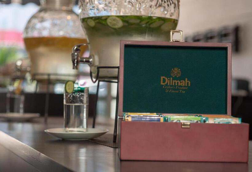 Pearl Royal Hotel, Colombo