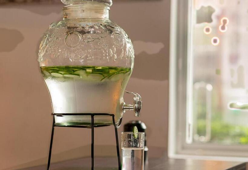 Pearl Royal Hotel, Colombo