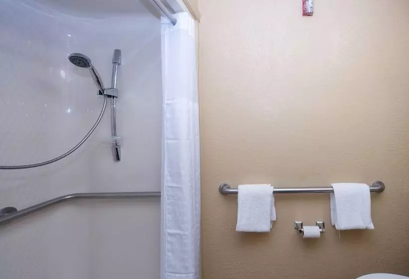 هتل Admiral Suites   Annapolis