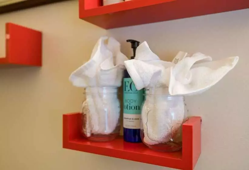 酒店 Madison Street Inn B&b