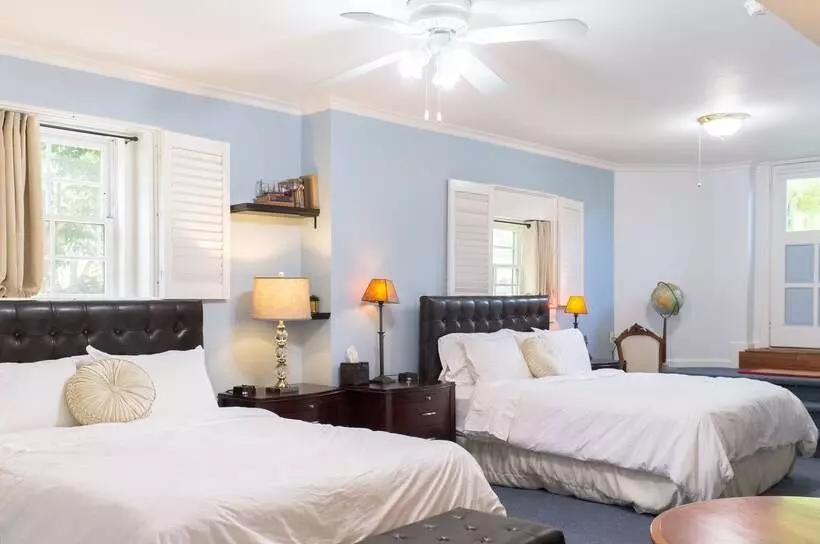 酒店 Madison Street Inn B&b