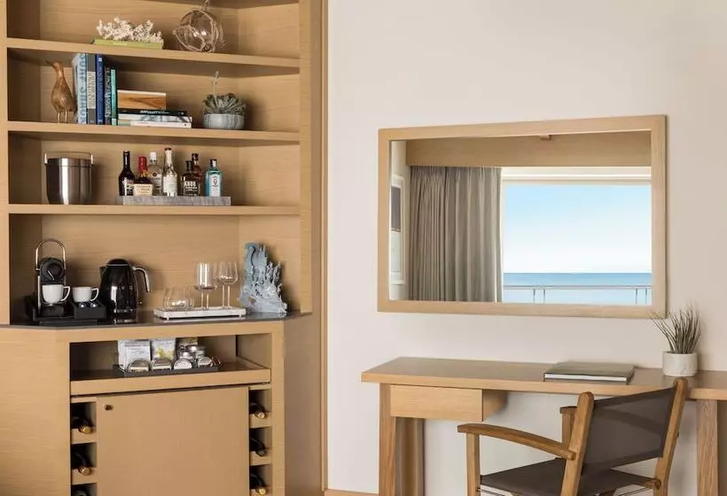 فندق Malibu Beach Inn