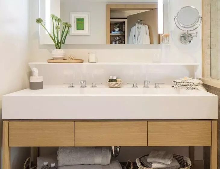 فندق Malibu Beach Inn