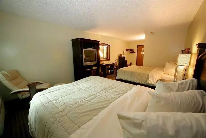 فندق Marvin S Garden Inn