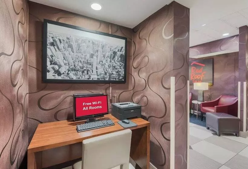 Отель Red Roof Inn Fairfield