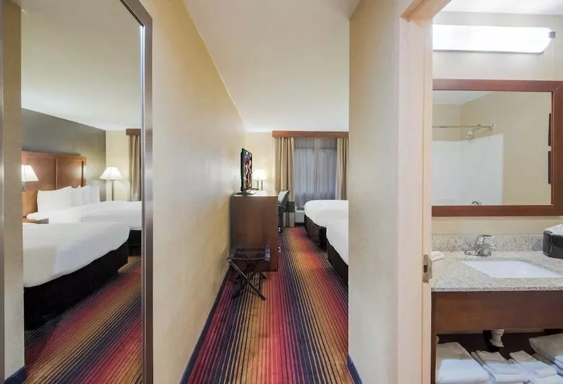 Отель Red Roof Inn Fairfield