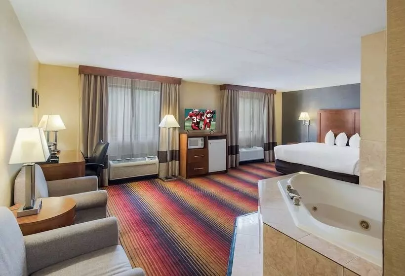 Отель Red Roof Inn Fairfield