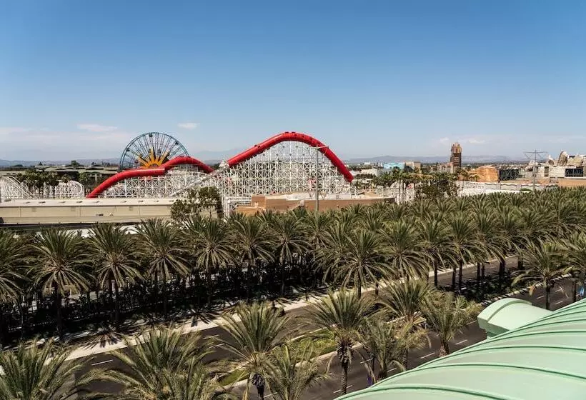 هتل The Westin Anaheim Resort