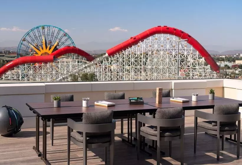 هتل The Westin Anaheim Resort