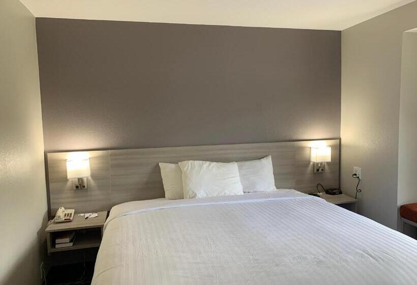 Microtel Inn By Wyndham Charlotte Airport