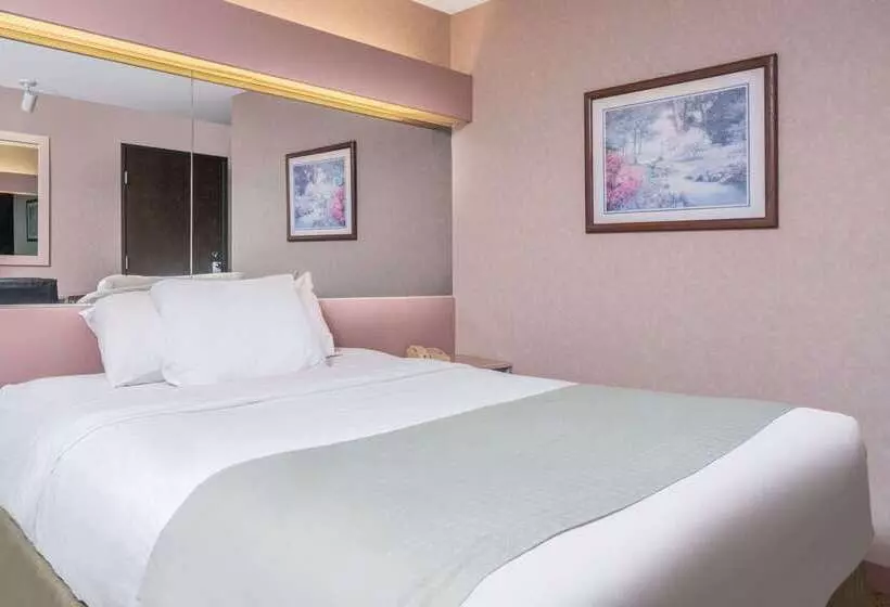 Microtel Inn La Crosse Onalaska Area