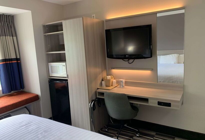 Microtel Inn By Wyndham Charlotte Airport