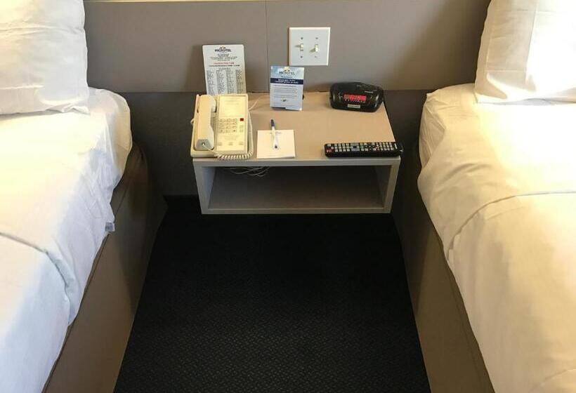 Microtel Inn By Wyndham Louisville East