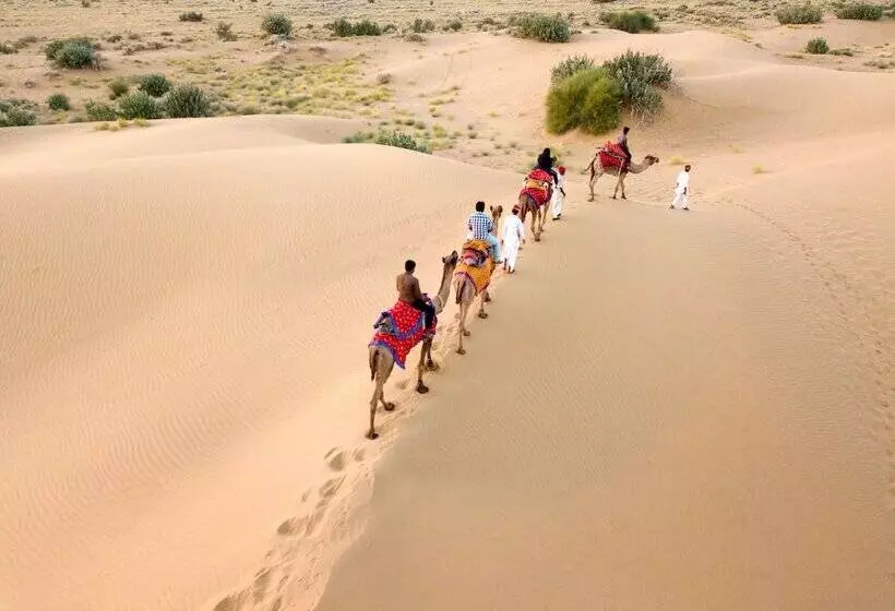 Hotelli Rajwada Desert Camp By Park Tree