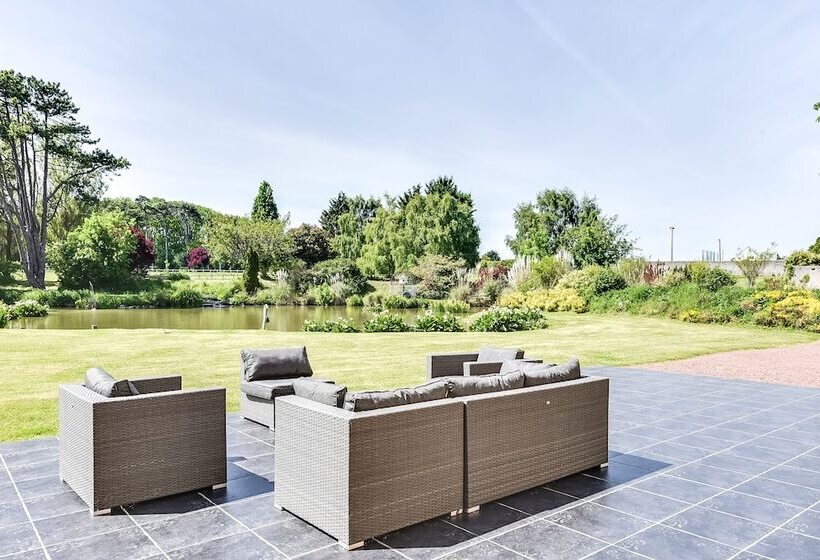 צימר Suite Souplex Château Côte De Nacre