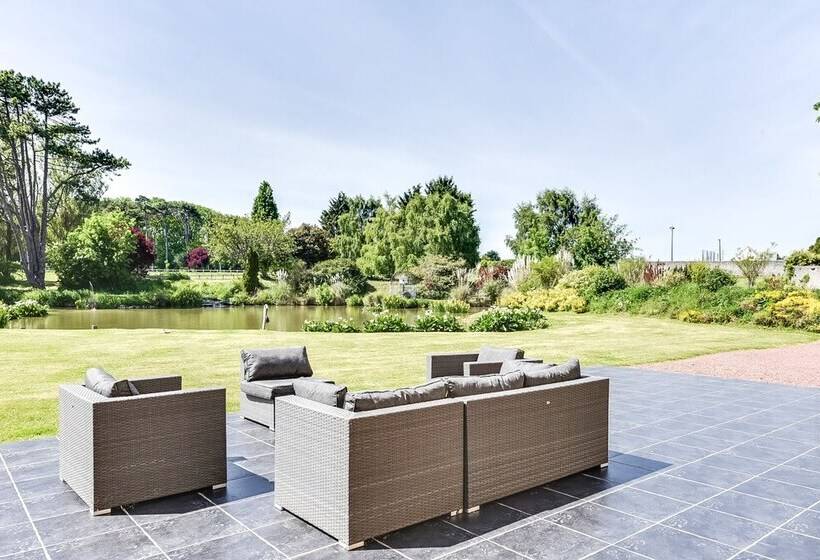 צימר Suite Souplex Château Côte De Nacre