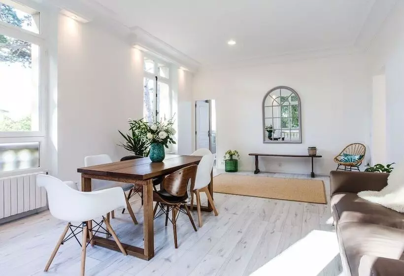 ベッドアンドブレックファースト Suite Souplex Château Côte De Nacre