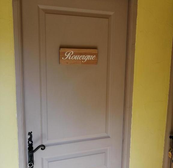 ベッドアンドブレックファースト Le Mas De Carrié