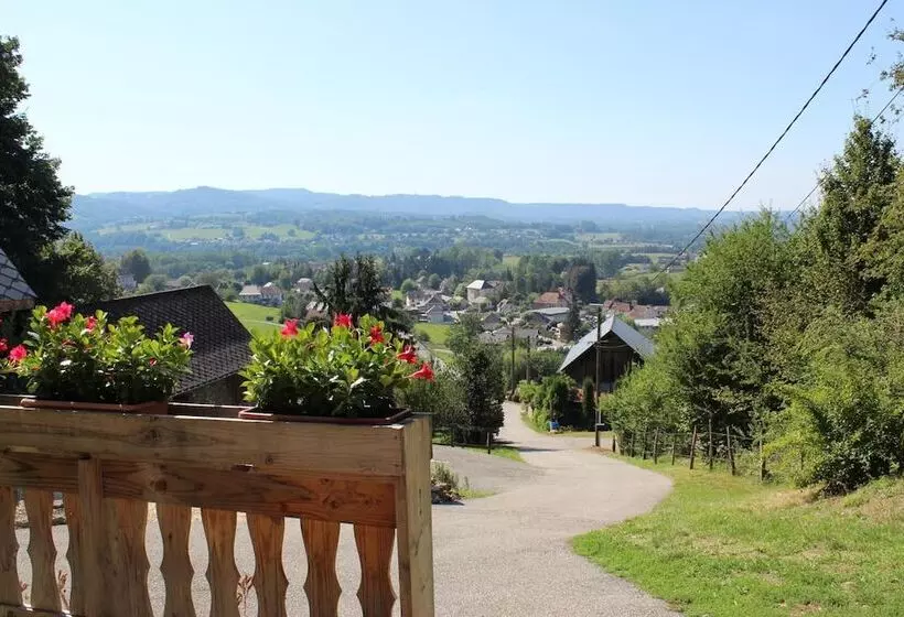 ベッドアンドブレックファースト Les Pipistrelles