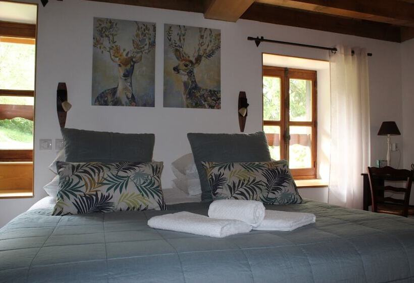 مبيت وإفطار Les Pipistrelles