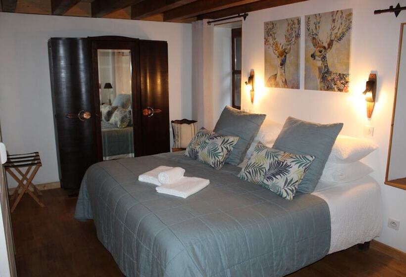 مبيت وإفطار Les Pipistrelles