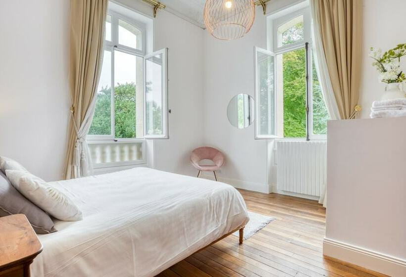 צימר Suite Souplex Château Côte De Nacre