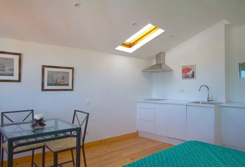 A New Studio Apartment With Amazing Views Of The River Tagus