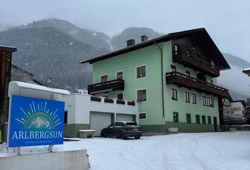 膳宿费 Arlbergsun