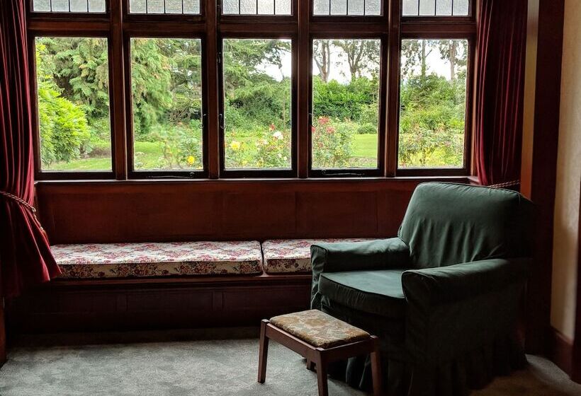 膳宿费 Hemsworth Estate