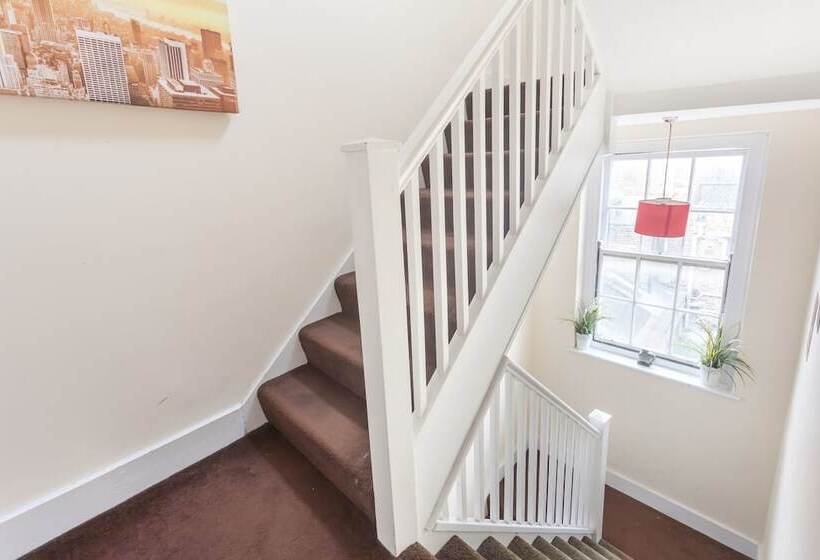 Pensione Keysan House 5