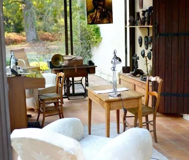 Majatalo L'atelier Du Grison