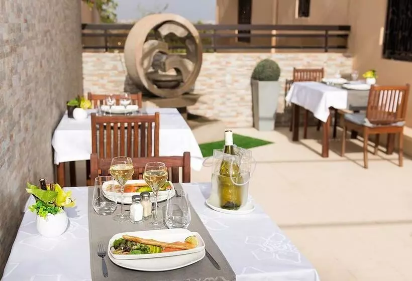 پانسیون Villa Renaissance