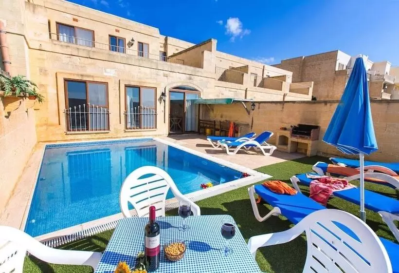 Ta Danjela 4 Bedroom Villa With Private Pool