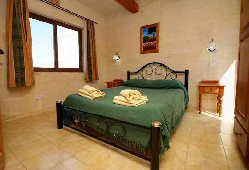 Ta Danjela 4 Bedroom Villa With Private Pool
