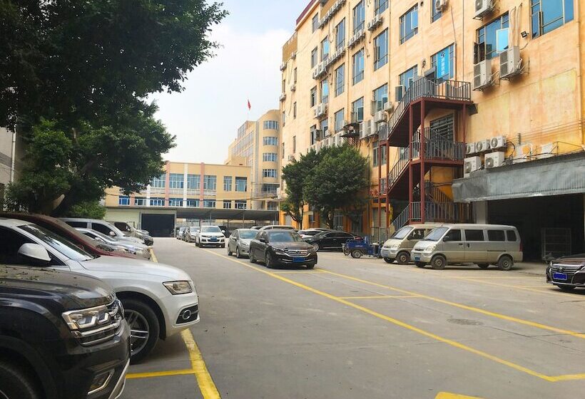 هتل Guangzhou Helong