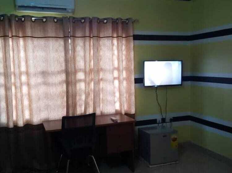 بنسيون Dukusguest