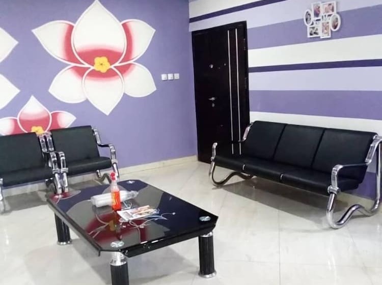 بنسيون Dukusguest