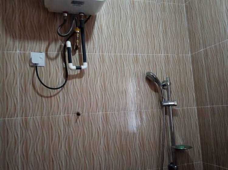 بنسيون Dukusguest