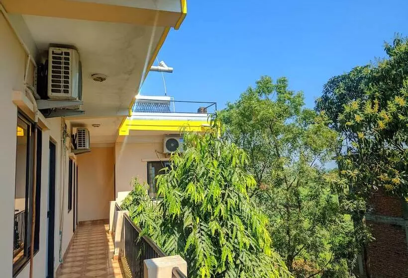 پانسیون Lumbini Garden Lodge