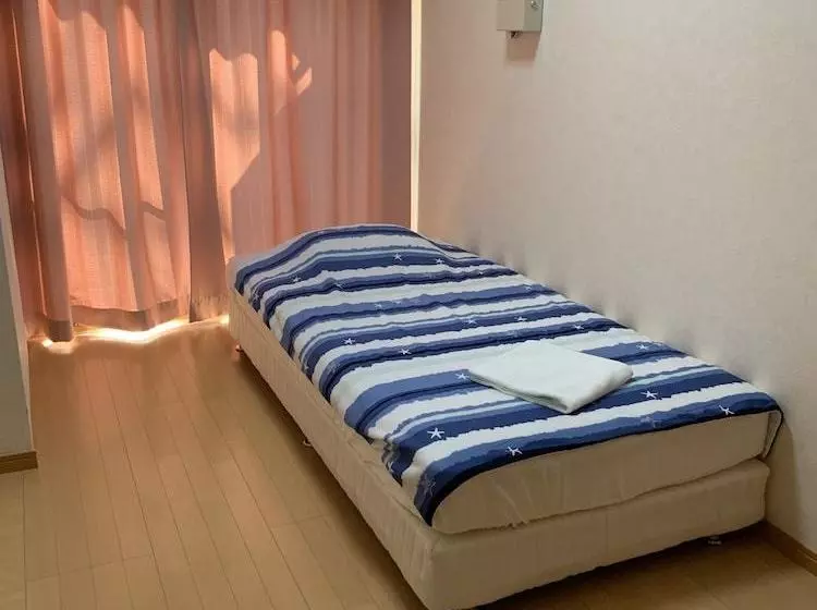 پانسیون Okinawanoyado Familyinn