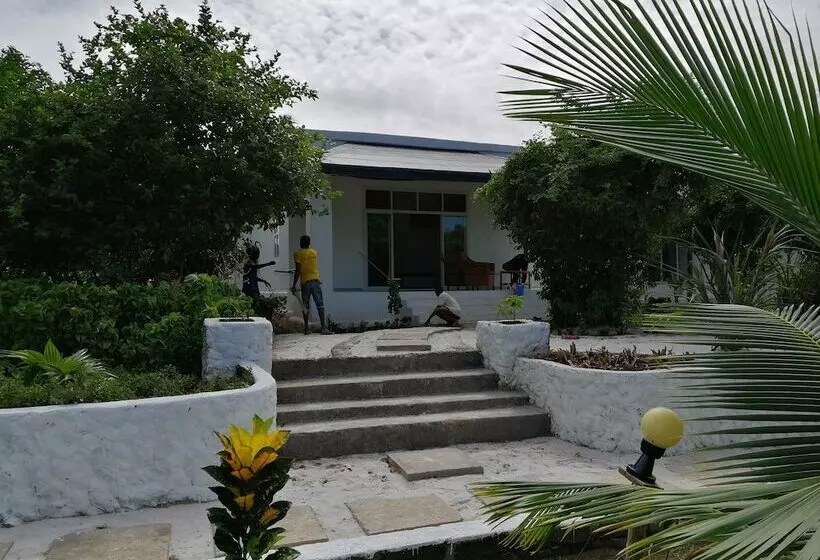 پانسیون Pemba Paradise