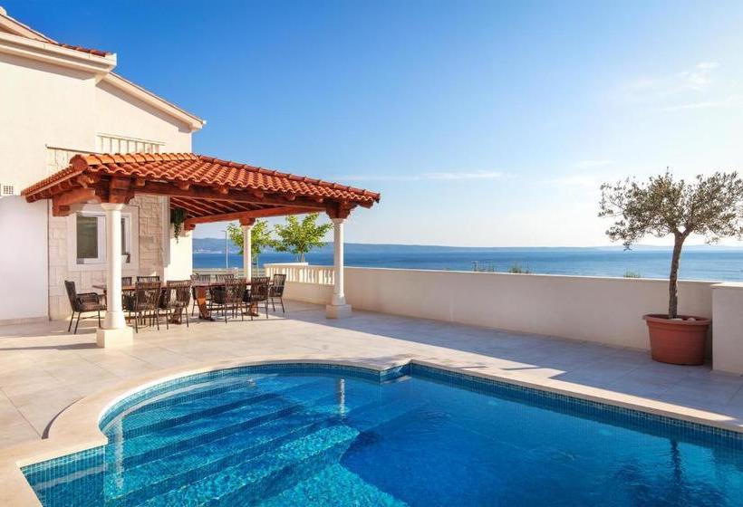 Villa The White Villa