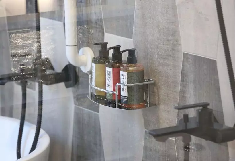 Na San Na Hai B&b