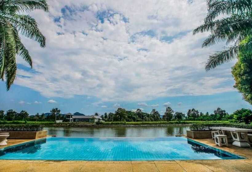 Pattaya Yuehu Phoenix Deluxe Villa 5room