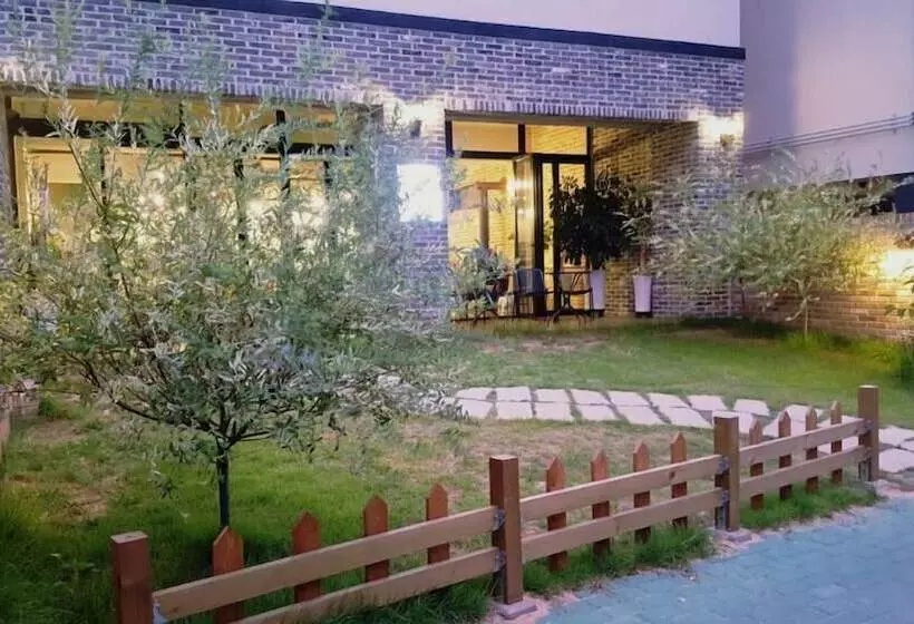 Majatalo Gyeongju Alley Guesthouse