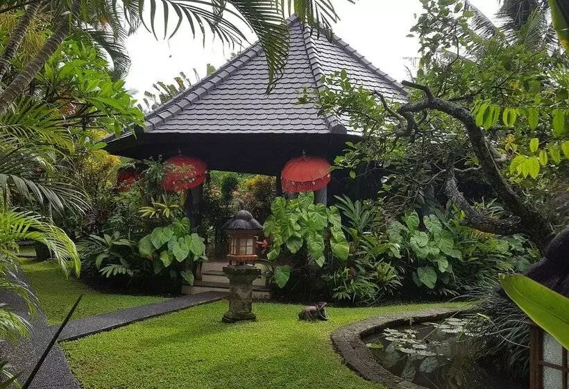 Villa Kompiang Bali