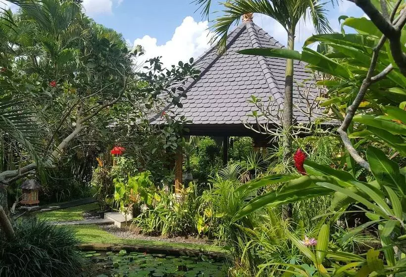 Villa Kompiang Bali
