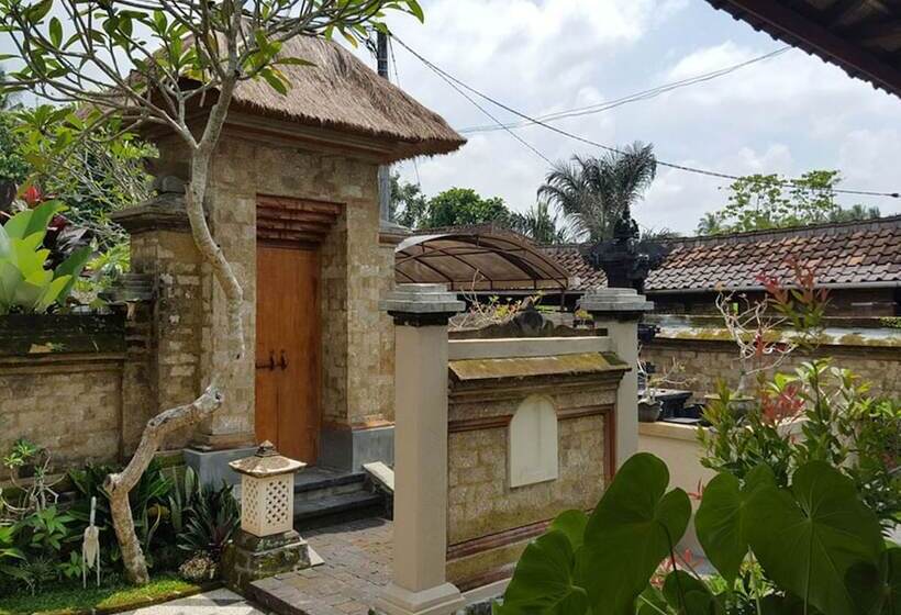 Villa Kompiang Bali