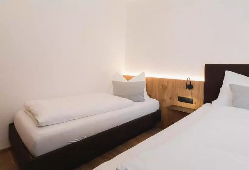 Hotelli Alpina&more Apartments I Zimmer